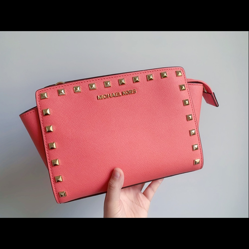 mk selma women crossbody bag